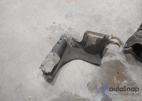 2005 Ford Escape Xlt from USA, damaged, VIN 1FMYU93195KB35470